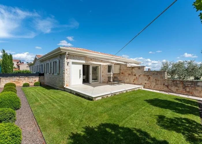 Villa Puccini With Pool And Sauna Frata