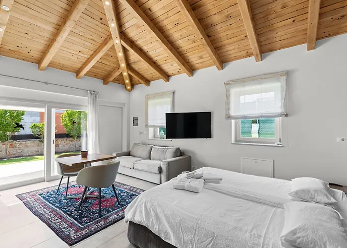 Puccini With Pool And Sauna Villa Frata