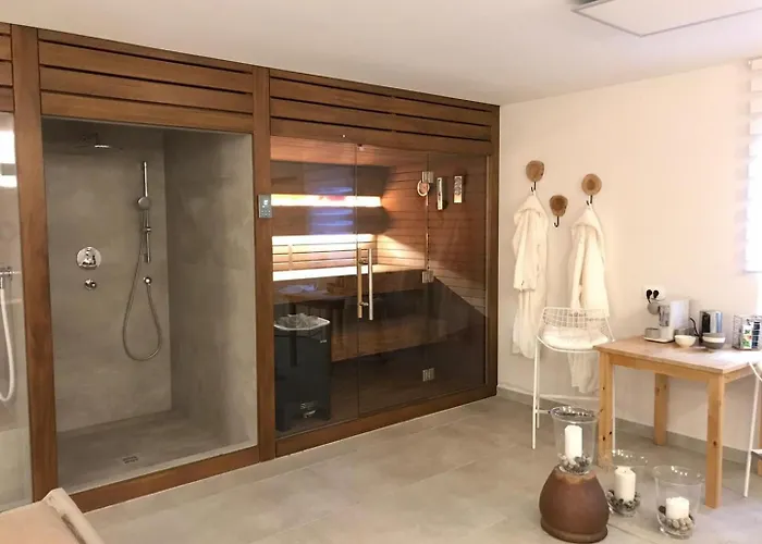 Puccini With Pool And Sauna Villa Frata